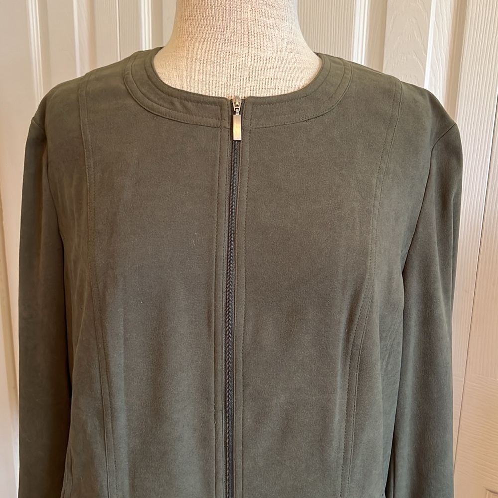 Olive Green Soft Faux Suede Lightweight Zip Up JM Collection Jacket Size 16P